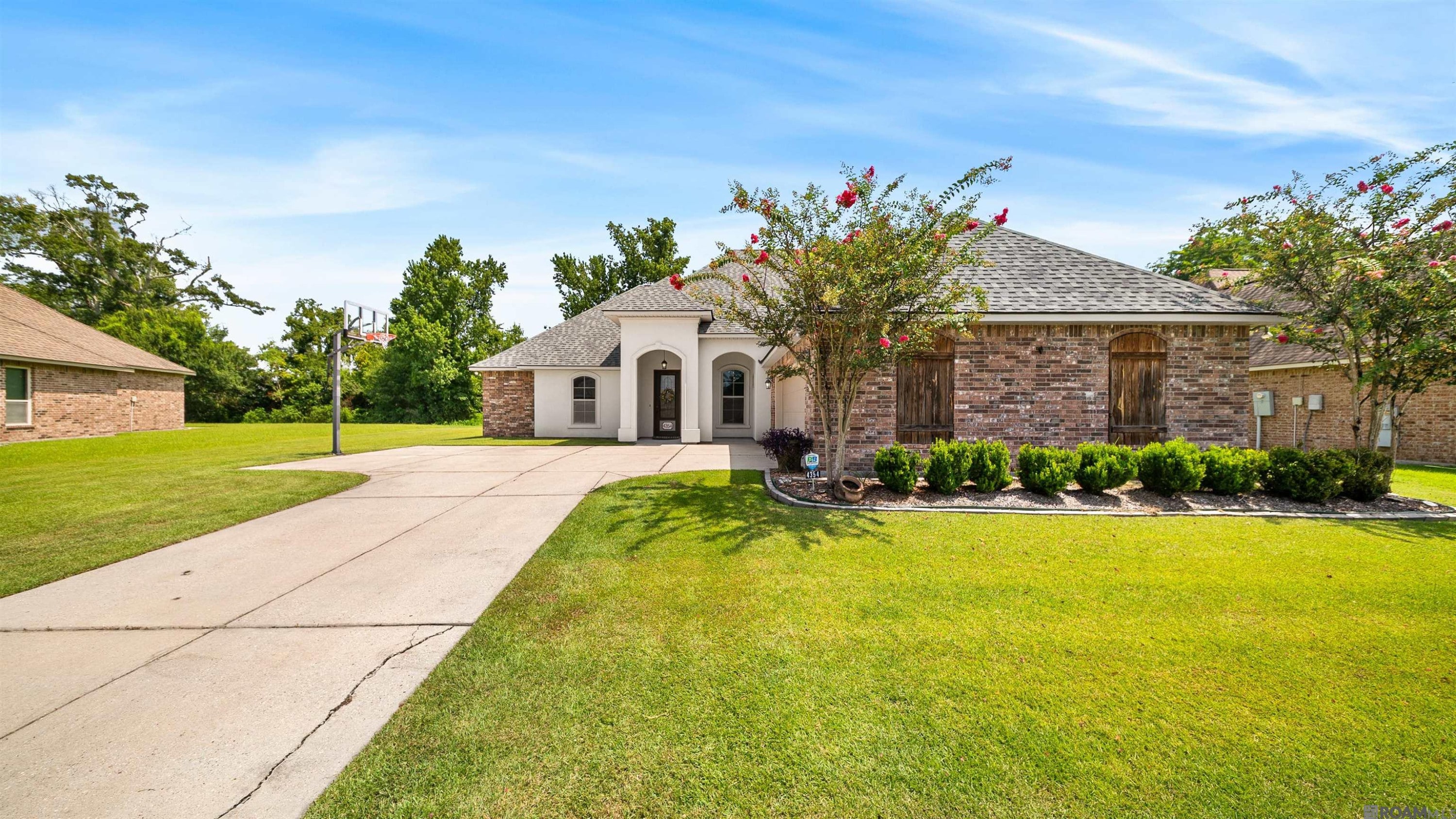 Photo 1 of 50 for 4354 Union Dr, Addis LA 70710