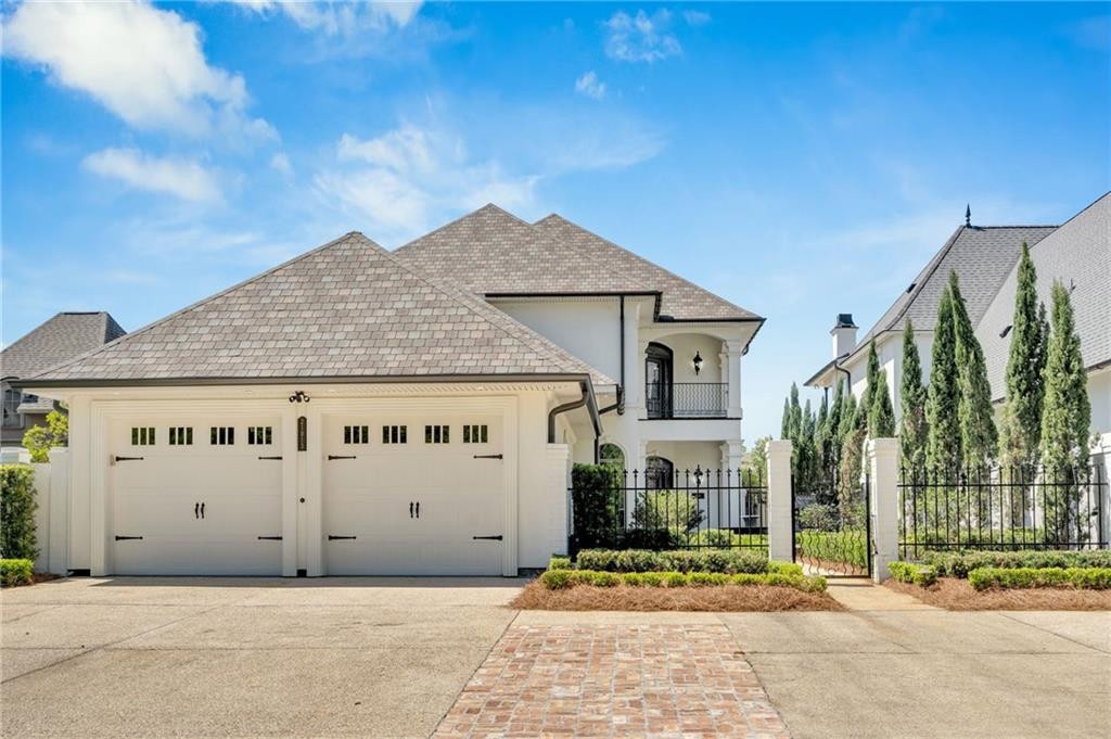 Photo 1 of 60 for 21013 Waterfront East Drive, Maurepas LA 70449
