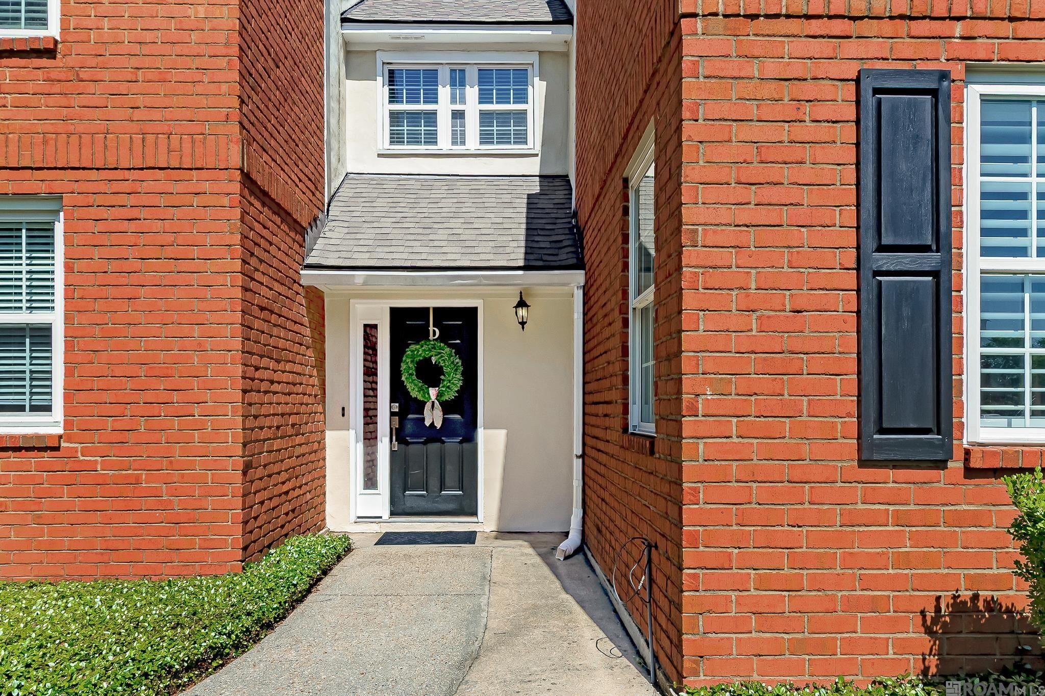Photo 1 of 28 for 7955 Jefferson Place Blvd # 33-D, Baton Rouge LA 70809