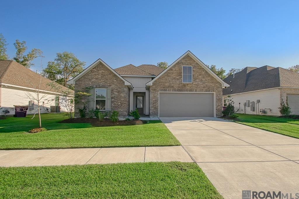 Photo 1 of 27 for 39131 Tony Christy Ave, Prairieville LA 70769