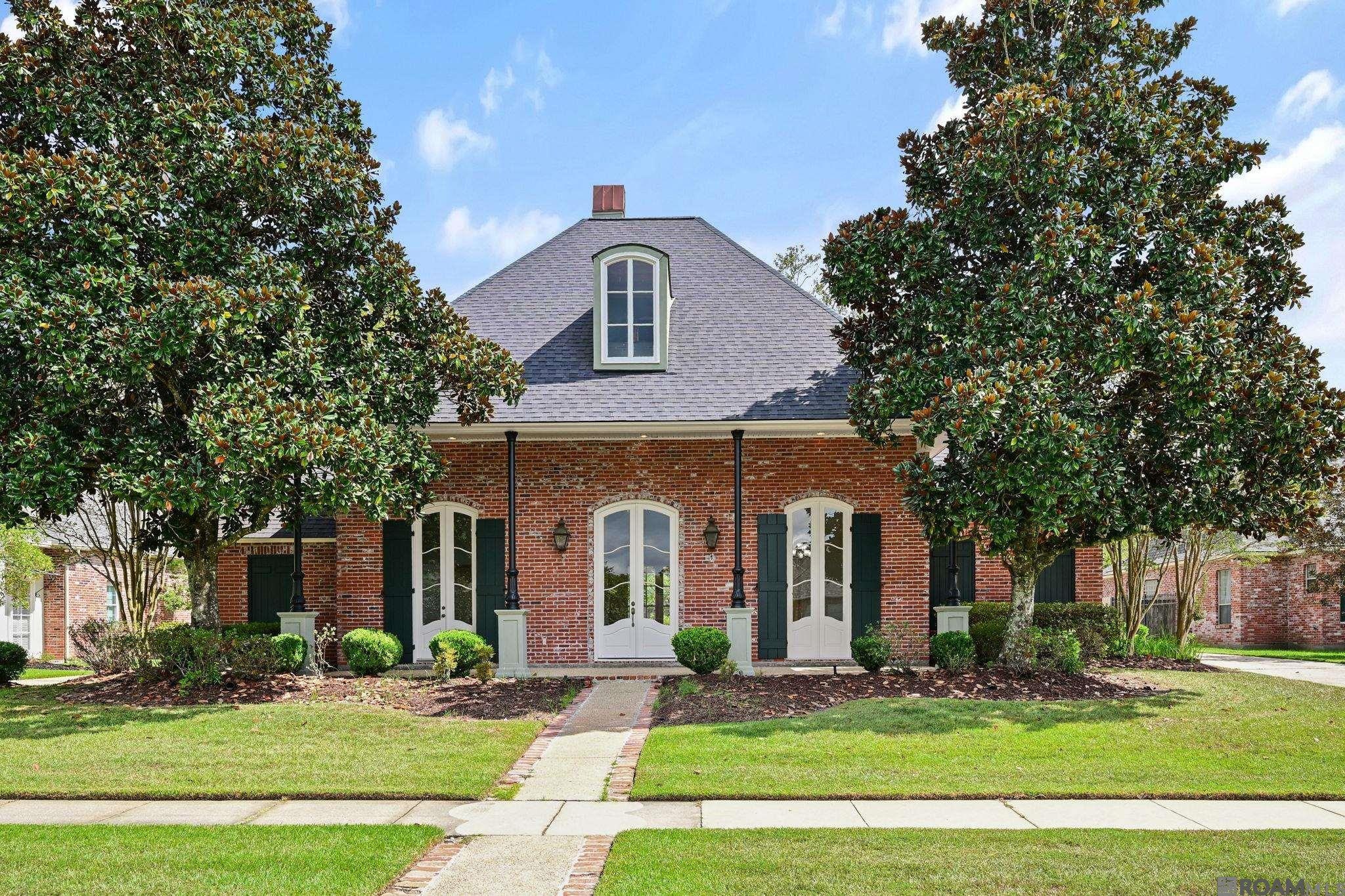 Photo 1 of 39 for 1434 Campden Dr, Baton Rouge LA 70810