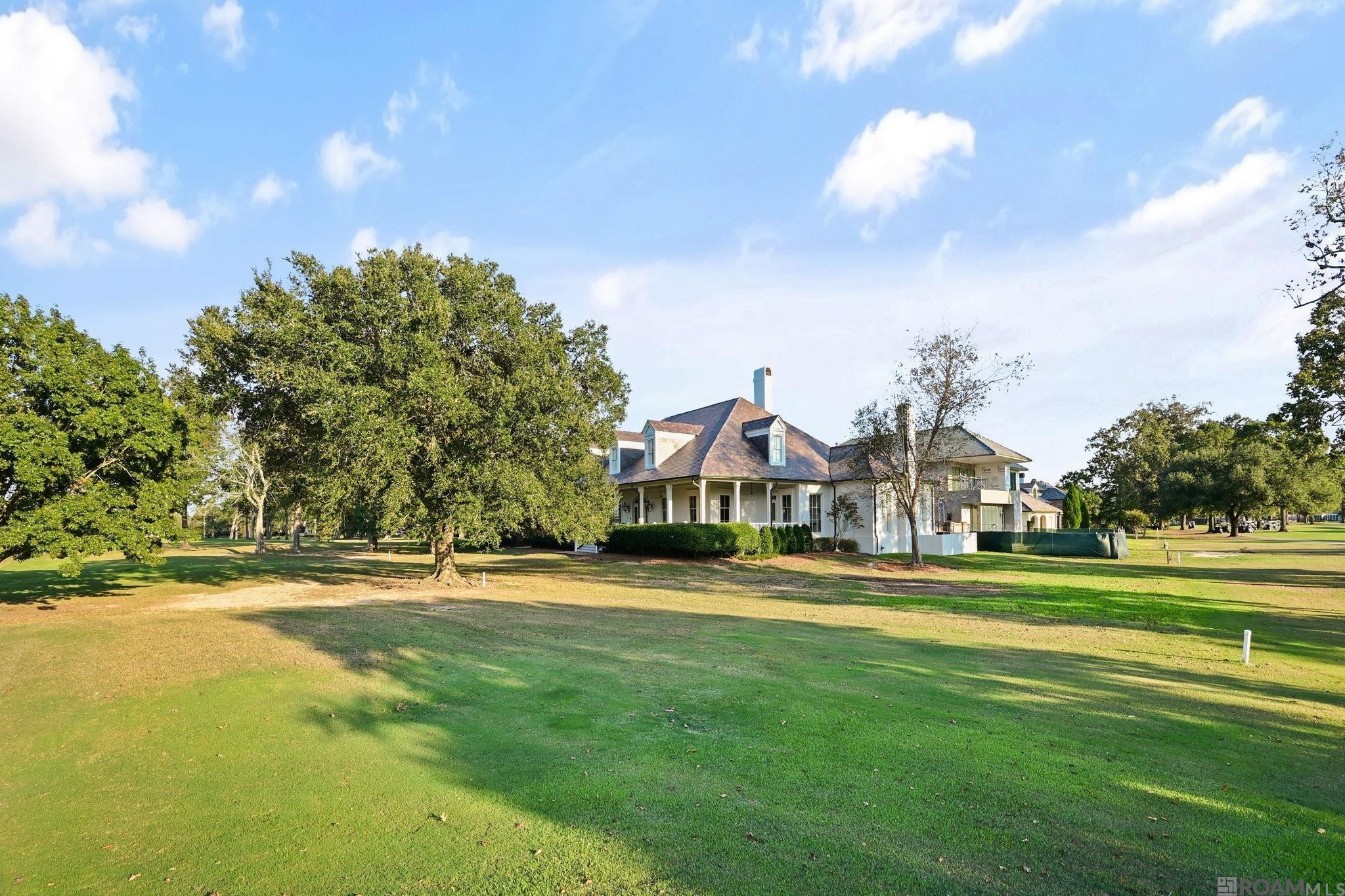Photo 1 of 32 for 17918 Augusta Pointe Ct, Baton Rouge LA 70810