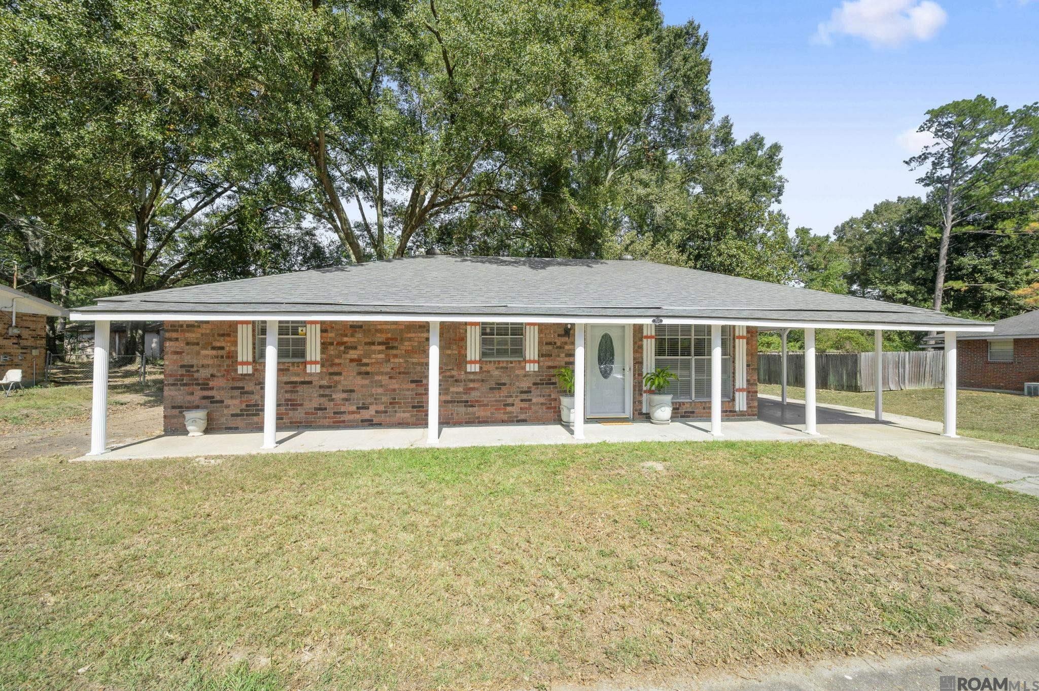 Photo 1 of 19 for 7841 Gov Wickliffe Ave, Baton Rouge LA 70811