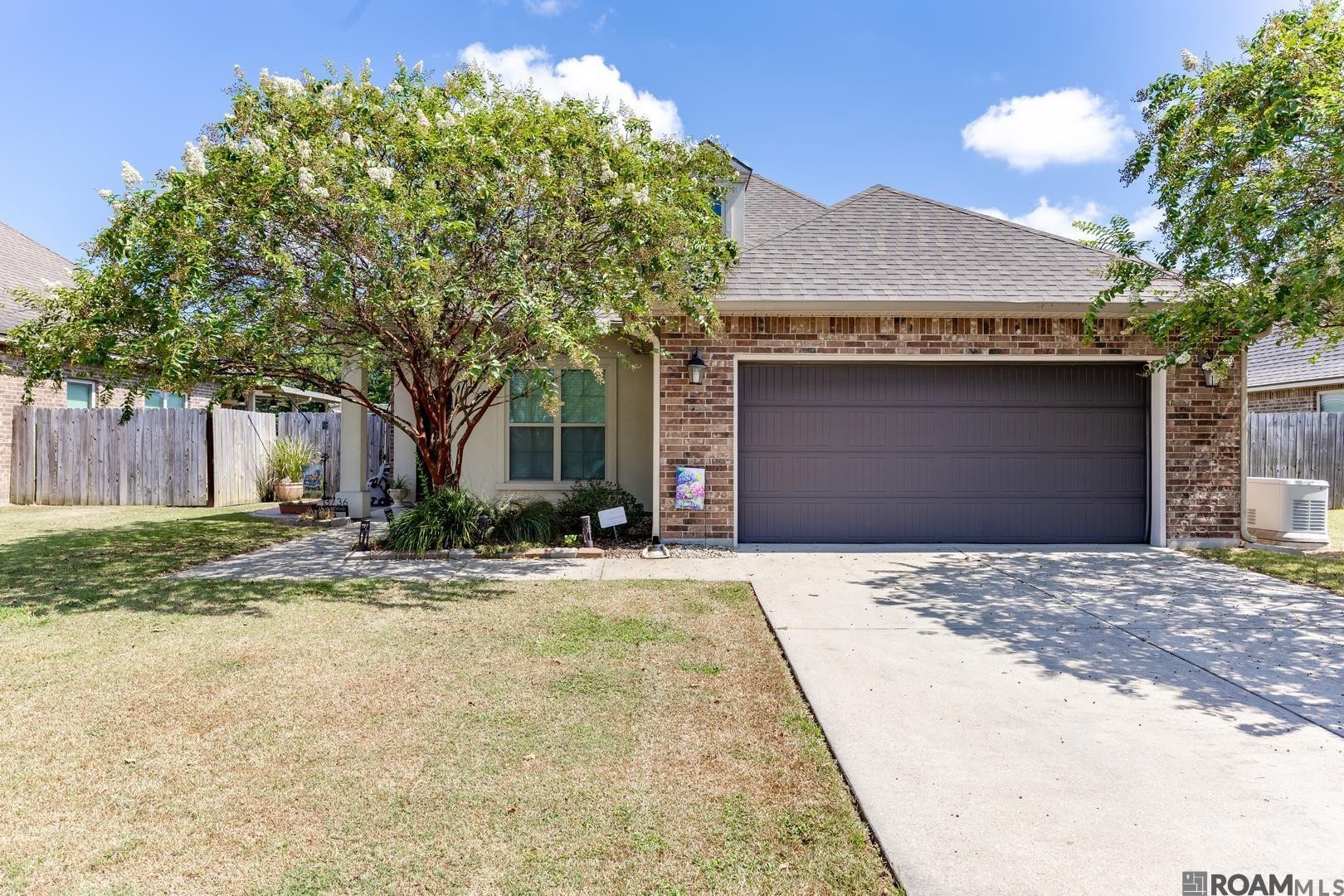 Photo 1 of 25 for 3736 Union Dr, Addis LA 70710