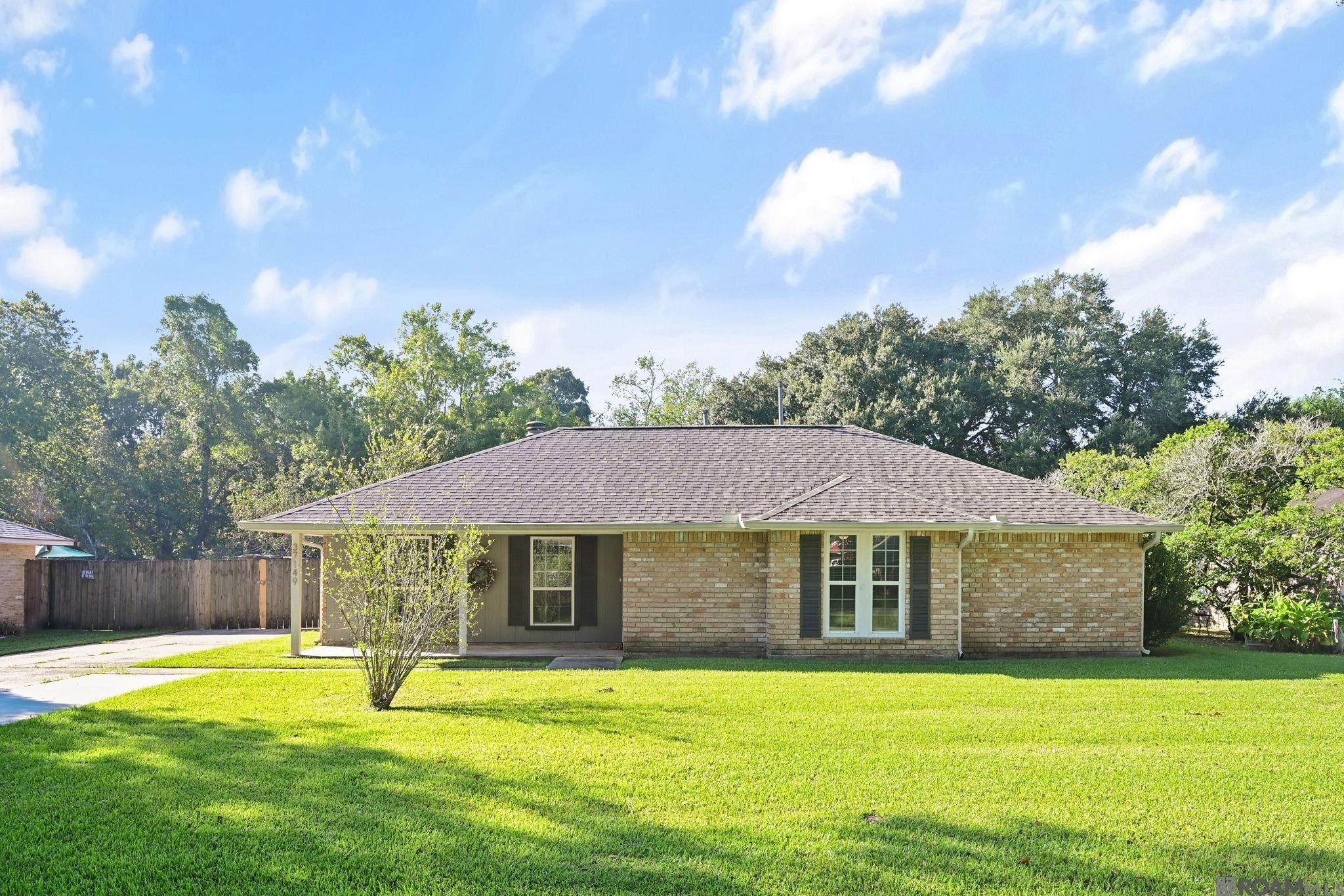 Photo 1 of 20 for 37149 Sue St, Geismar LA 70734