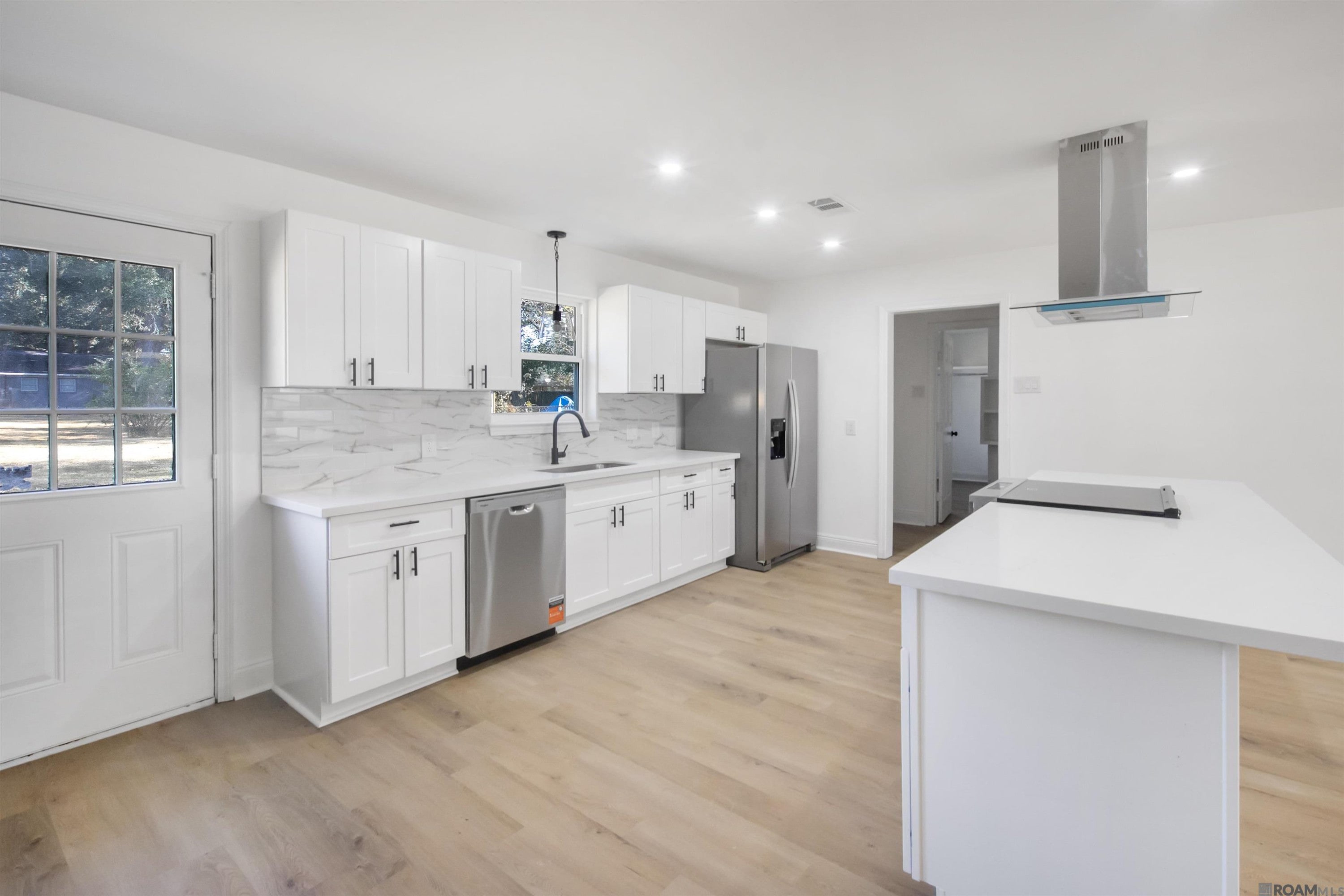 Photo 1 of 19 for 12545 Canterbury Dr, Baton Rouge LA 70814